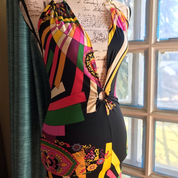 Halter dress - Picture 6 of 6